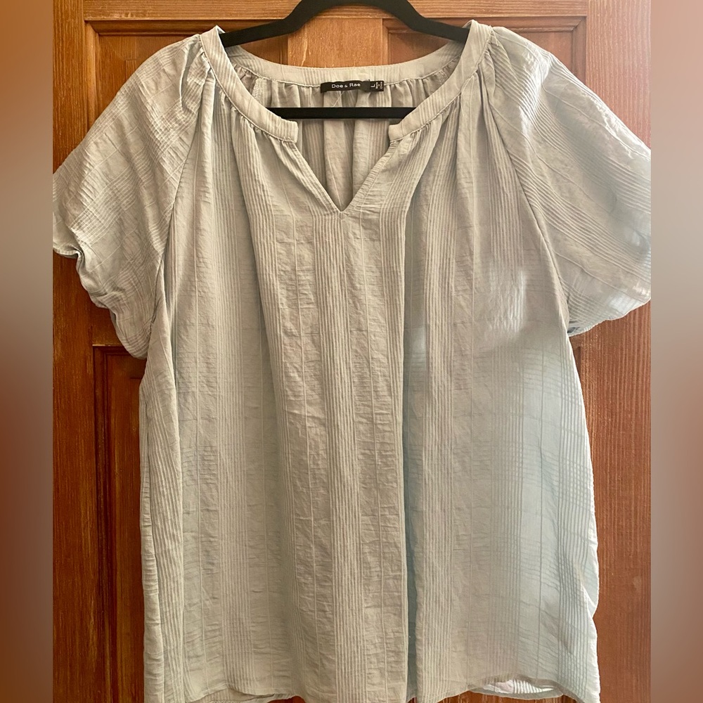 Puff sleeve blouse